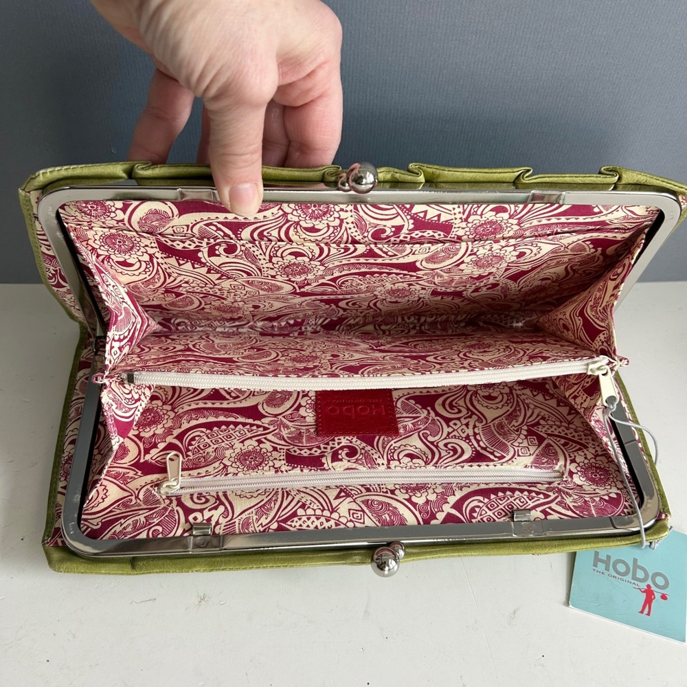 HOBO International Alena Clutch Handbag Lime Green Kiss Lock NWT Artsy Retro Mod - Picture 4 of 8